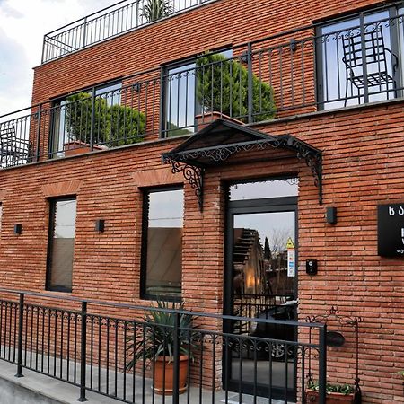 Hotel Winoterra Тбилиси Екстериор снимка