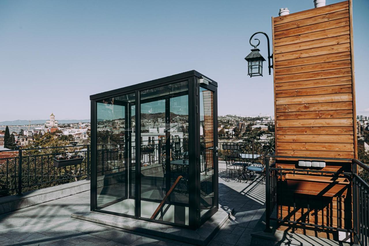 Hotel Winoterra Тбилиси Екстериор снимка